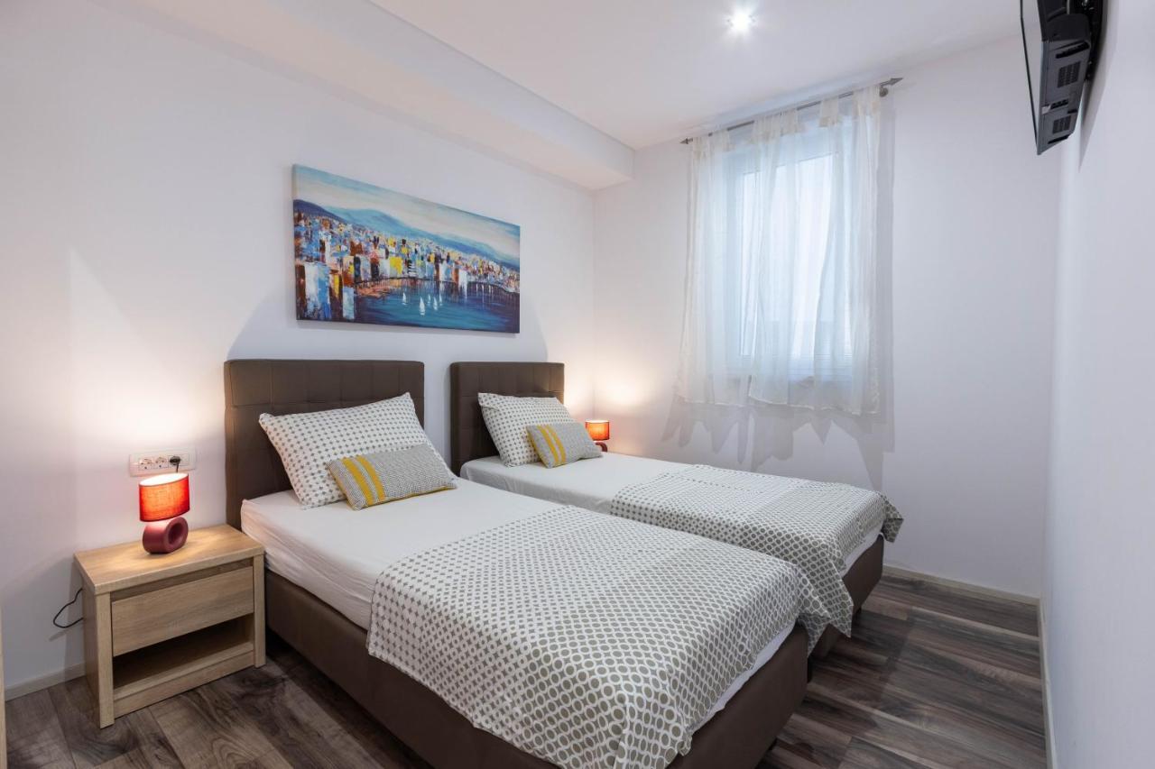 Apartman Dora Podstrana Extérieur photo