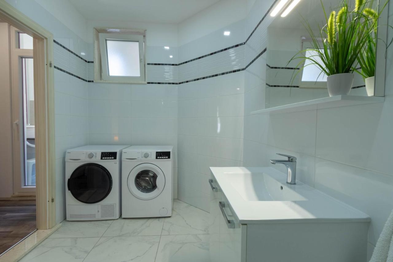 Apartman Dora Podstrana Extérieur photo